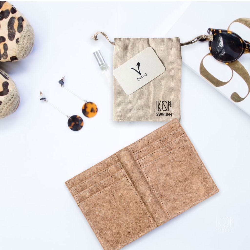 Coconut Leather BiFold Card Wallet - Beige